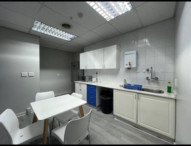 35M² OFFICE TO LET IN SANDTON CENTRAL